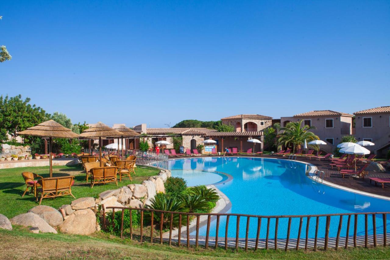 فيلاّسيمِيوس Residence S'Incantu المظهر الخارجي الصورة